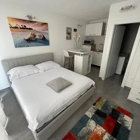 Apartman Milena Sweet Apartment-with A Pool Trogir